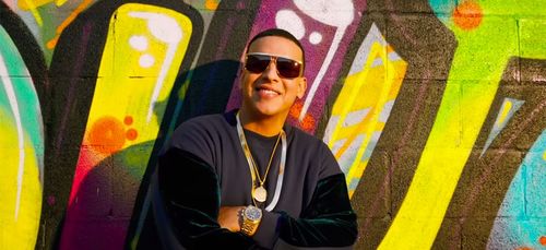 Pour sa dernière chanson, Daddy Yankee collaborera avec Wisin y...
