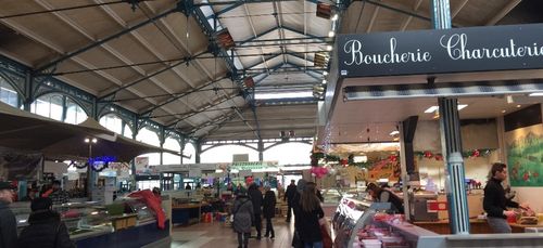 Les Halles de Dijon accueillent le marché de la truffe