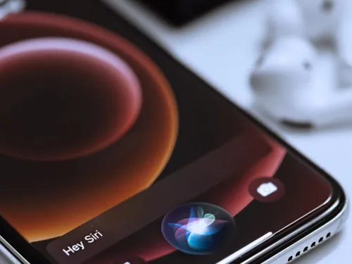L'avenir de Siri en Europe : Apple confronté à un tournant...