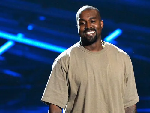 Kanye West fait polémique avec une chanson pro-Hitler sur X