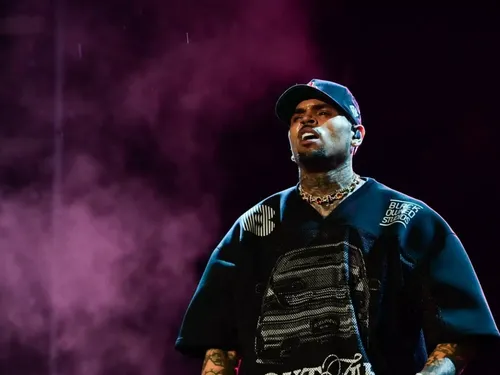 Scandale au Royaume-Uni : Chris Brown en garde à vue pour violence
