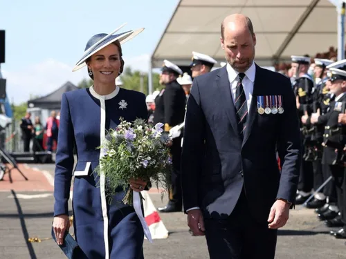 Élégance et souvenirs : Kate Middleton rend hommage à Lady Diana en...