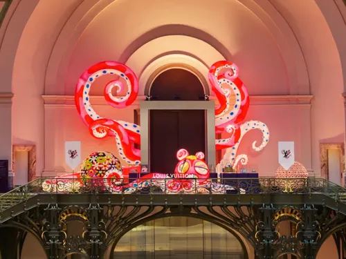 Louis Vuitton et Takashi Murakami présentent leur nouvelle...
