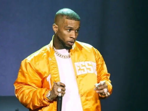 Les vidéos de l’agression de Tory Lanez fuitent sur les réseaux