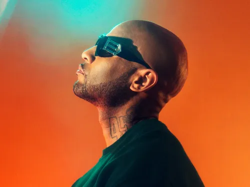 Booba déchaîne le rap avec 'DD', un teaser et une punchline qui...