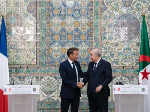 Relations France-Algérie : Abdelmadjid Tebboune s’est entretenu...