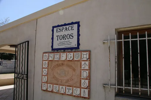 [ Culture - Loisir ] Espace Toros de la Feria du Riz à Arles : Une...