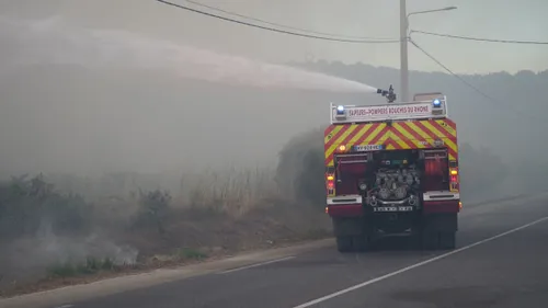 [ Société ] Martigues en proie aux flammes : plus de 240 hectares...