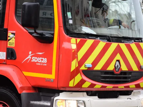 BOUVILLE – Intervention des pompiers pour un feu de cheminée