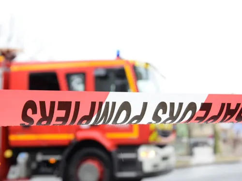 Les pompiers viennent au secours d'un poids lourd à Amilly