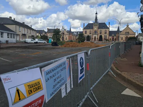 🔊L'aménagement de la place de l'Hôtel de Ville se prépare à Brou