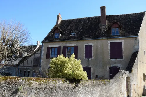 🔊La maison Lumiere en péril à Châteaudun ?