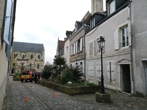 CHÂTEAUDUN – Un restaurant fermé et 6 personnes évacuées après un...