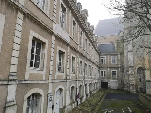 28 enchères pour l'ancien palais de justice de Châteaudun