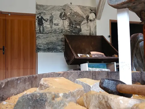 🔊 Découvrez le Conservatoire des Meules et Pavés d'Épernon