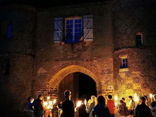 ARVILLE (41) - Visite aux flambeaux de la commanderie
