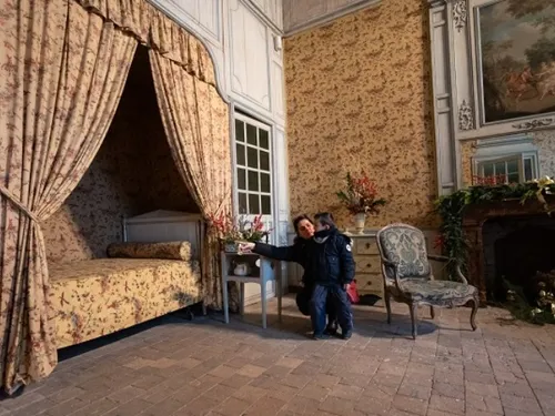 CHÂTEAUDUN - Monument Jeu d'enfant : Bal au temps Dunois