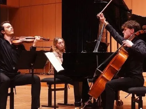 DOURDAN (91) - Concert : Trio Aurore