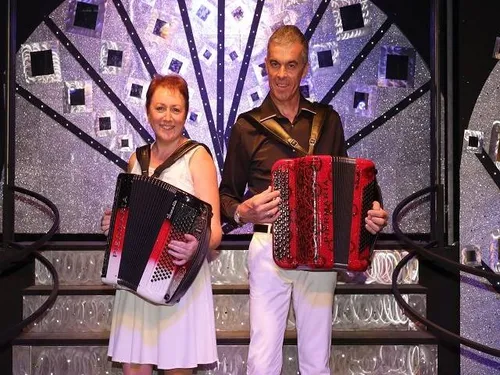 CHÂTEAUNEUF-EN-THYMERAIS - Thé dansant avec le Duo Lacroix