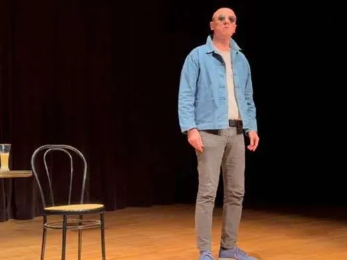 ÉTAMPES (91) - Spectacle : Le livre de Jobi & mise au blanc