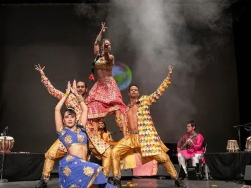 FLEURY-LES-AUBRAIS (45) - Spectacle : Bollywood au rang Mahal