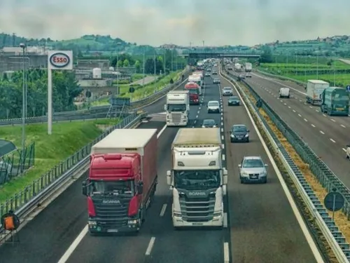 Prudence sur les routes si vous partez pour ce week-end de Pâques,...