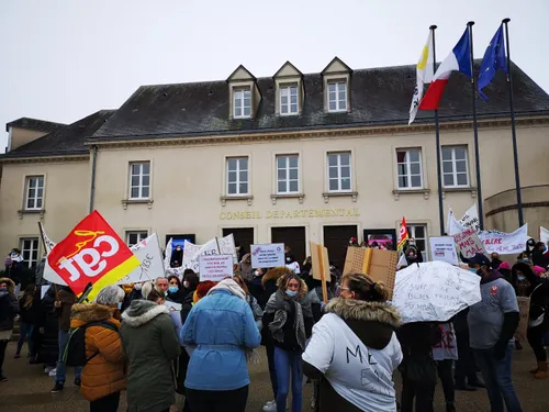 Journée mondiale contre le racisme et le fascisme, le 22 mars, avec...