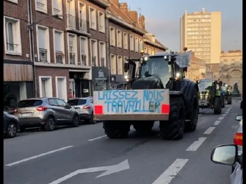 Les agriculteurs mobilisés hier soir à Arras