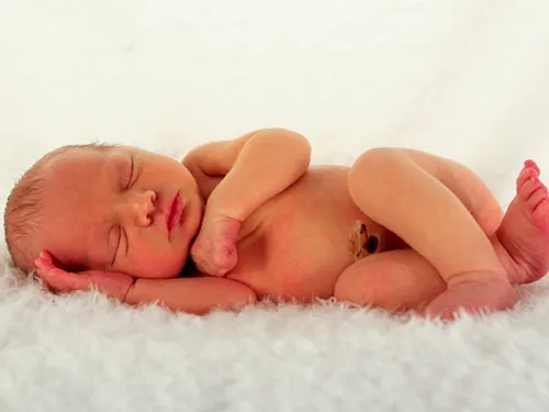 Quels ont été les prénoms les + donnés aux bébés français en 2024?