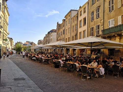 Trouve-t-on autant d’emploi à Metz qu’à Marseille, comme le promet...