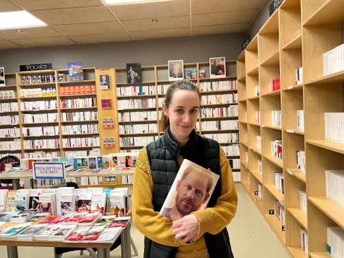 Le livre du prince Harry "le suppléant" en vente dans les librairies 