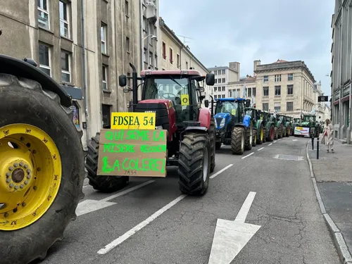 Manifestation des agriculteurs : 158 tracteurs dans les rues de Nancy