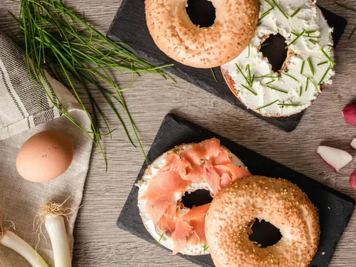 Bagels au saumon fumé et sauce ranch maison