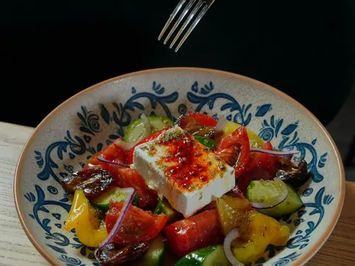 Salade de tomate, concombre, poivrons et féta