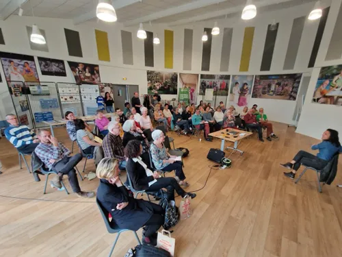Une conférence à Dijon sur les effets de la mode jetable 