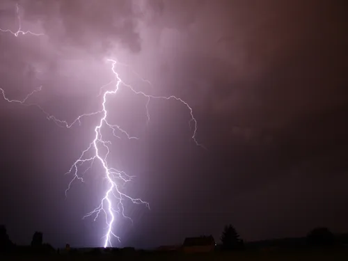 Dijon, commune de Côte-d’Or la plus frappée par la foudre cette nuit