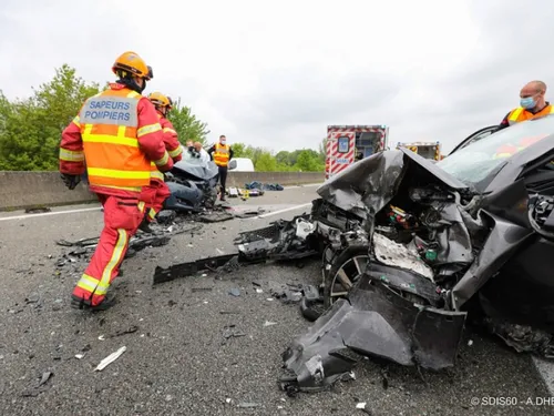 Un accident a paralysé la circulation de longues heures dans les...