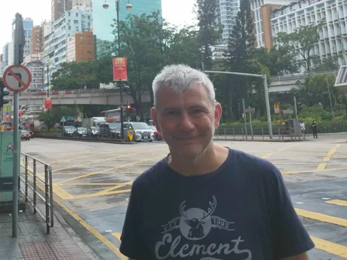Bretons de l'Etranger : l'auteur Carl Pineau de Pornic à Bangkok !