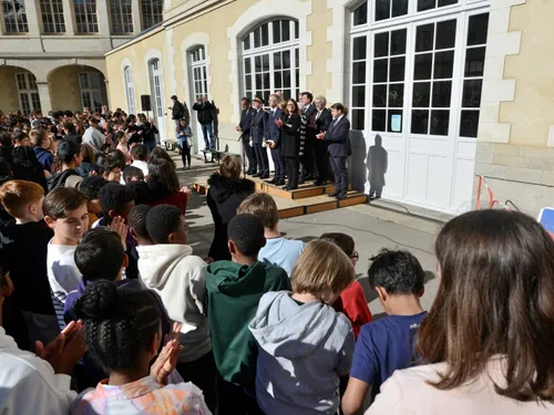 Rennes : la difficile journée des enseignants, doublement meurtris