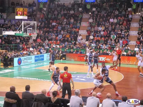 Limoges CSP  80 - Chorale Roanne Basket 77. Le CSP s’impose, sur le...