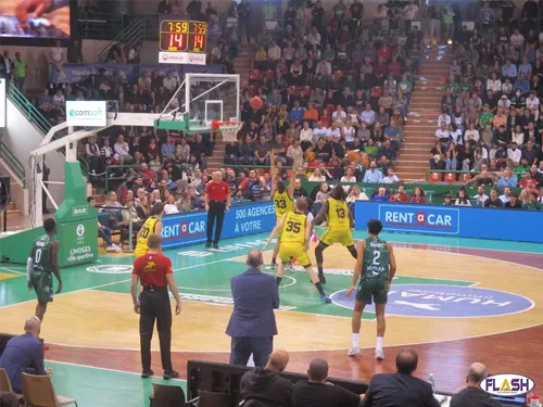 Basket : Le CSP a su prendre le large face à La Rochelle (83-62)
