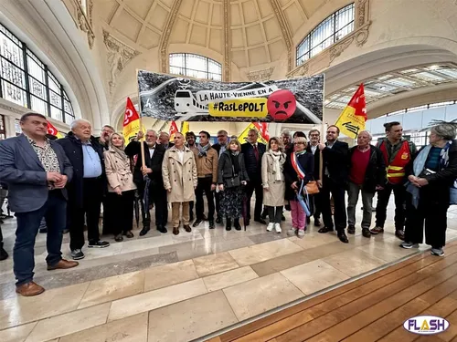Mobilisation pour les lignes Clermont-Paris et POLT