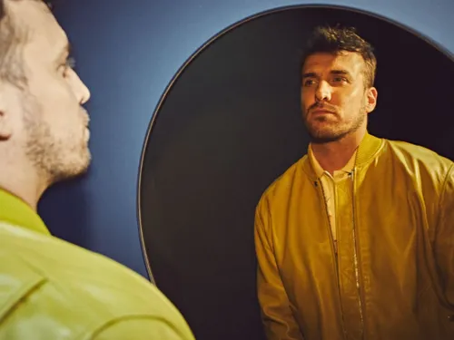 Feder dévoile "I Don't Wanna Dance" avant de partir en tournée 