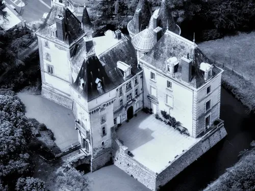 Loto du patrimoine : le château de Saint-Bonnet-les-Oules retenu