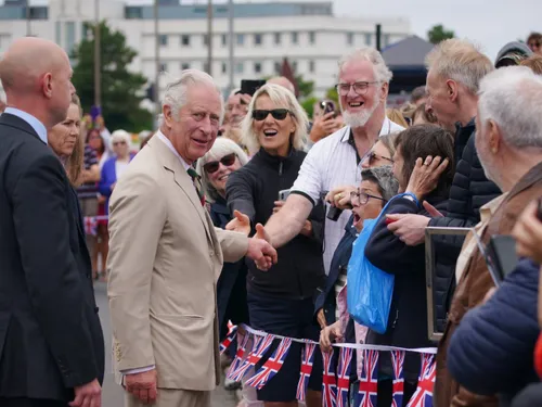 La visite du Roi Charles III en France reportée 