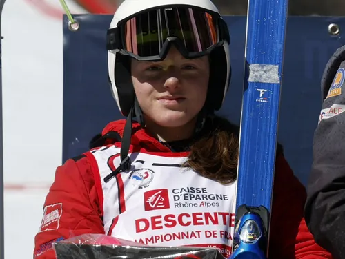 Auvergne-Rhône-Alpes : une skieuse décède en Savoie
