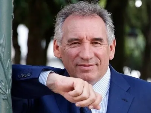 Budget 2026 : François Bayrou veut supprimer 2 jours fériés
