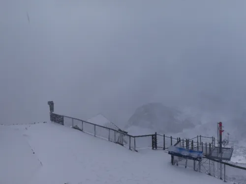 AURA : la neige a fait son retour sur les hauteurs