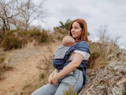 Néobulle : une entreprise ligérienne spécialisée dans les porte-bébés