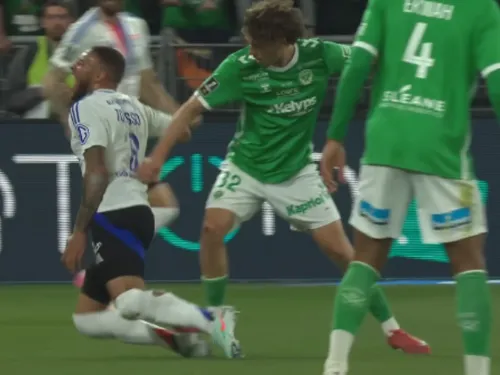 ASSE/OL : il y avait bien carton rouge pour Stassin selon la...